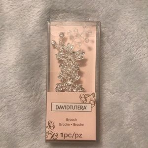 David Tigers Silver Tone Floral Brooch